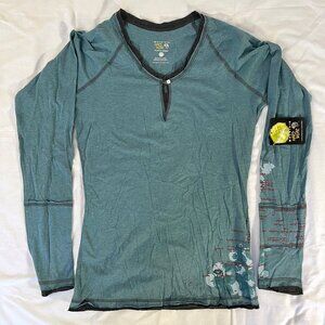 Mountain Hardwear Women's Medium Teal Floral Tunic T-Shirt Long Sleeve NWT 2000s